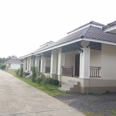 Samsiri Resort Korat Nakhonratchasima Exterior photo