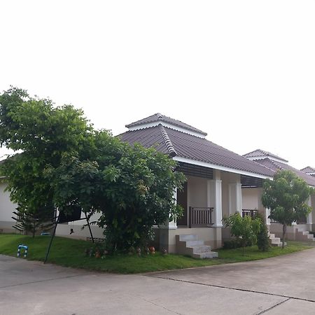 Samsiri Resort Korat Nakhonratchasima Exterior photo